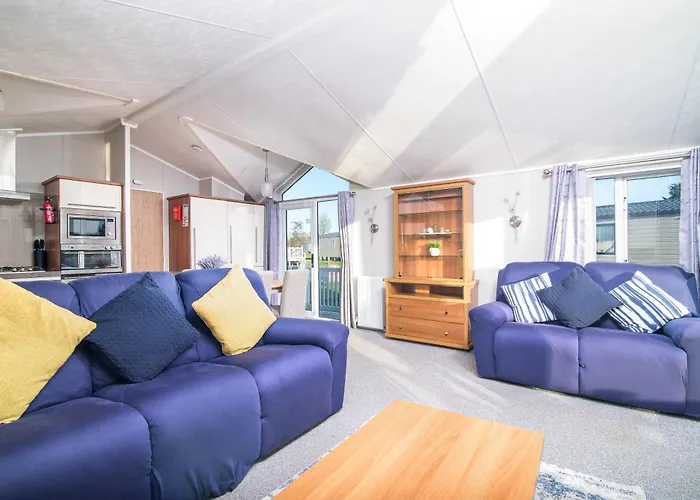 Primrose Valley Lakeside Lodge