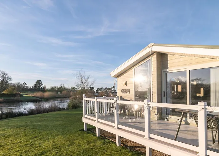 Primrose Valley Lakeside Lodge